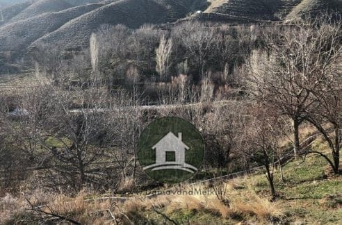 باغچه در روستای دماوند برای فروش کنار رودخانه و سند