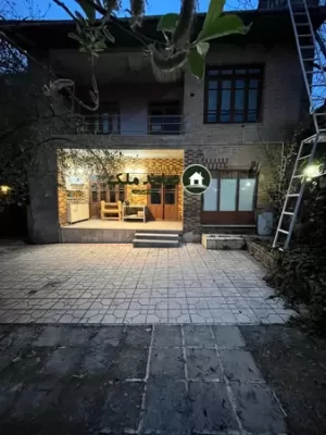کلنگی دوکله فروشی در چالکاء دماوند